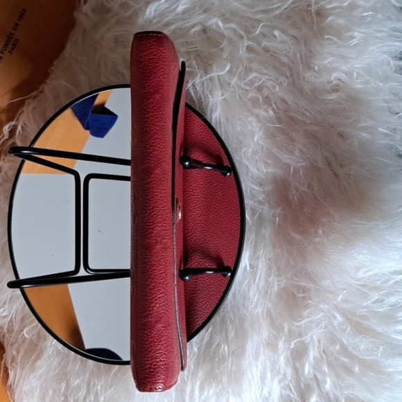 Louis Vuitton Empreinte Curieuse Red Wallet EUC - Picture 7 of 17